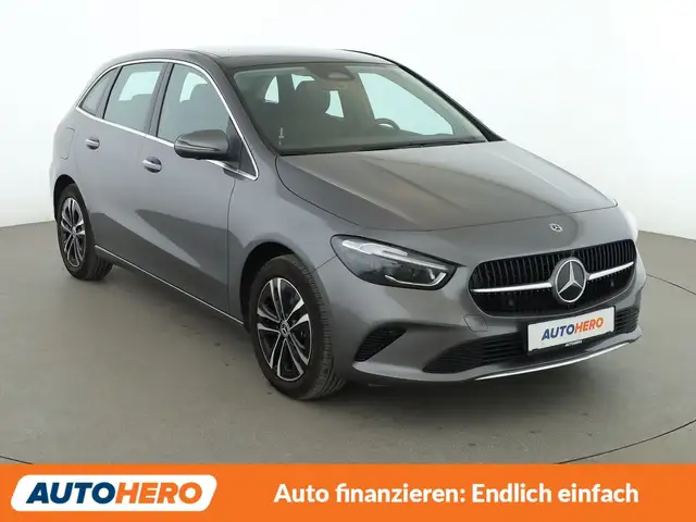 Mercedes-Benz B-Class view 8