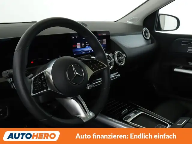 Mercedes-Benz B-Class view 11