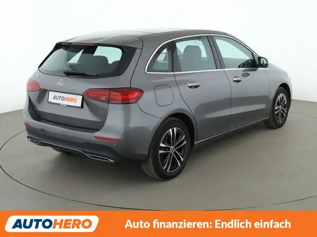 Mercedes-Benz B-Class view 6
