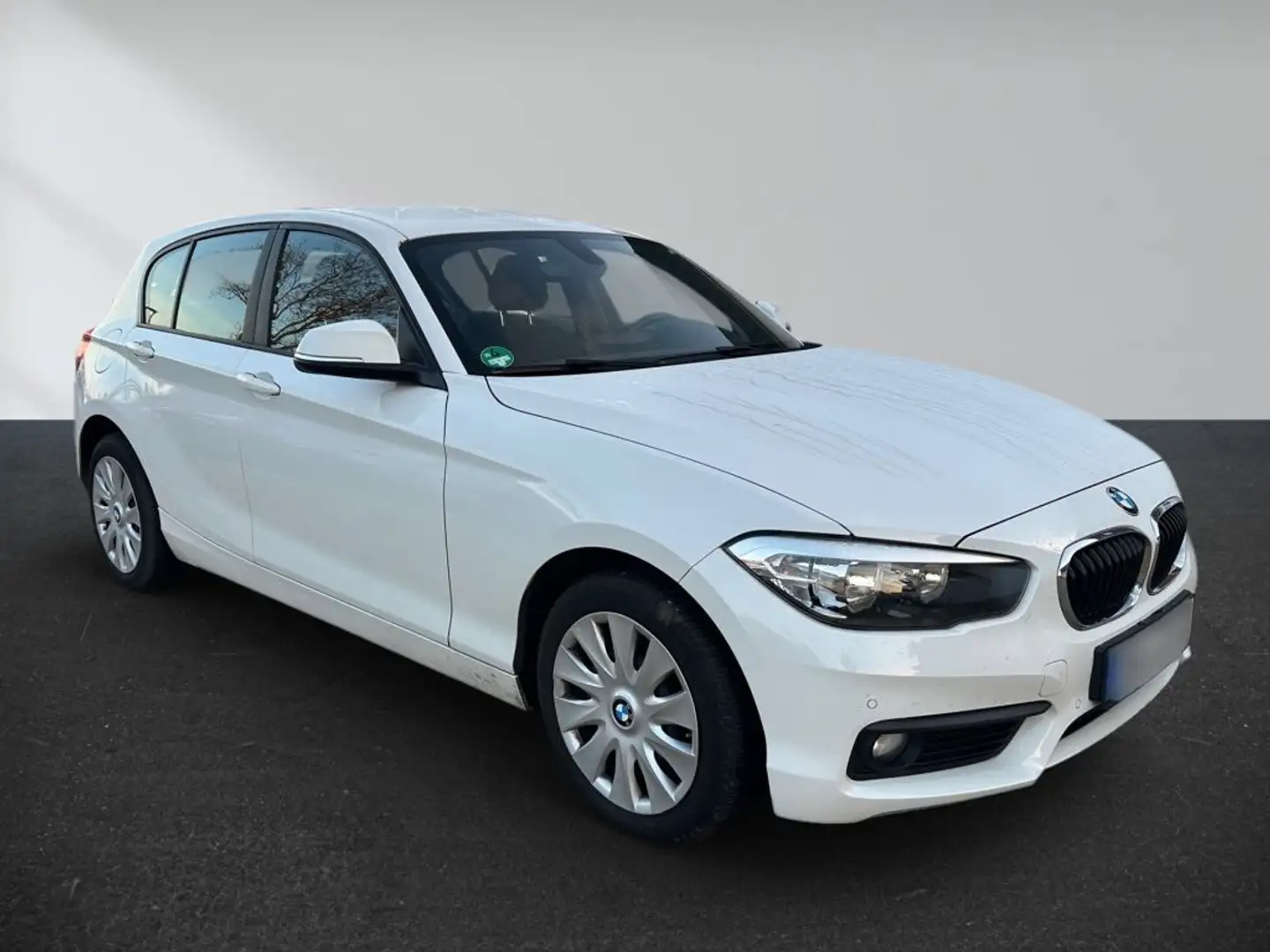 BMW 116 116i Allwettereifen Sitzhz. Klima PDC v/h Weiß - 2