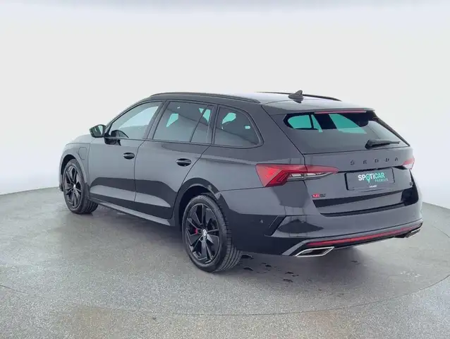 Skoda Octavia view 5