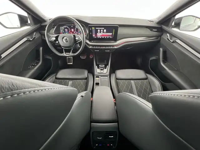 Skoda Octavia view 6