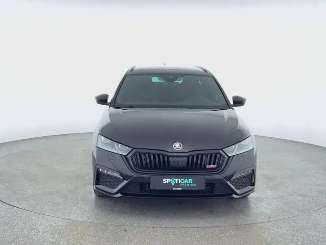 Skoda Octavia view 2
