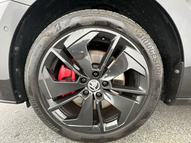 Skoda Octavia view 10