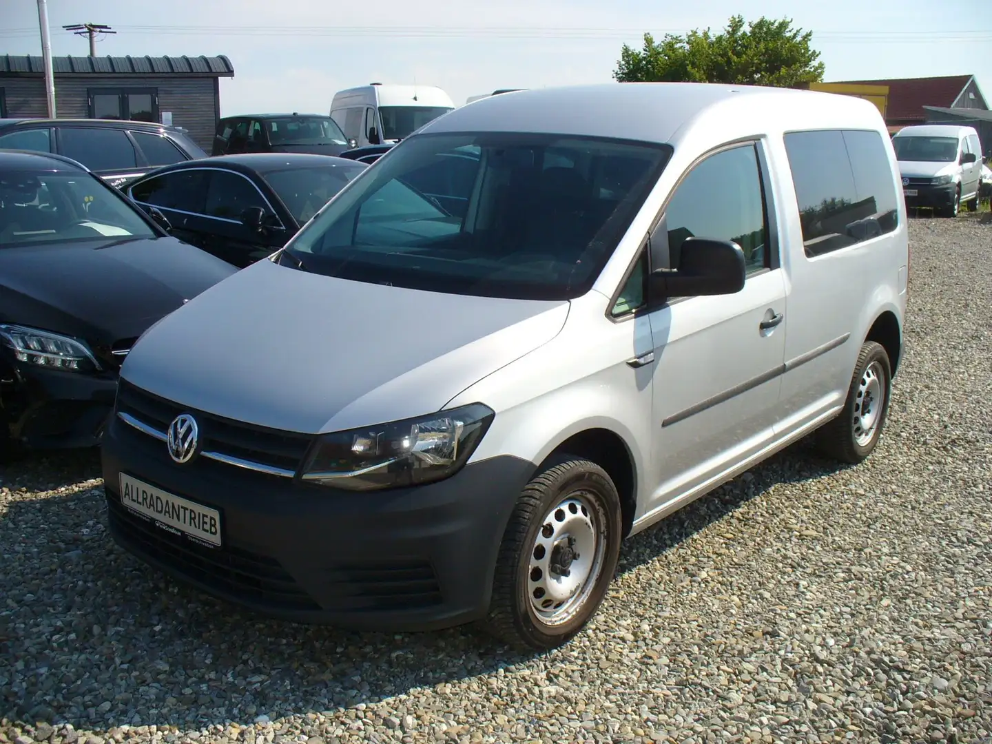 Volkswagen Caddy 2.0 TDI 4MOTION,Allrad,Standheizung,Klima,Navi,met Zilver - 1