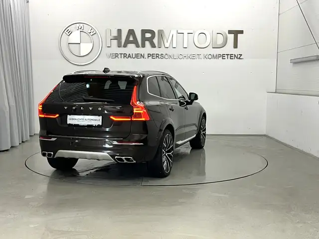 Volvo XC60 view 6