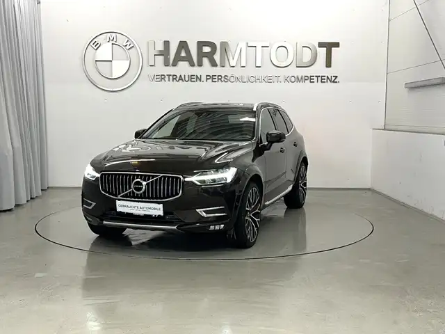 Volvo XC60 view 2