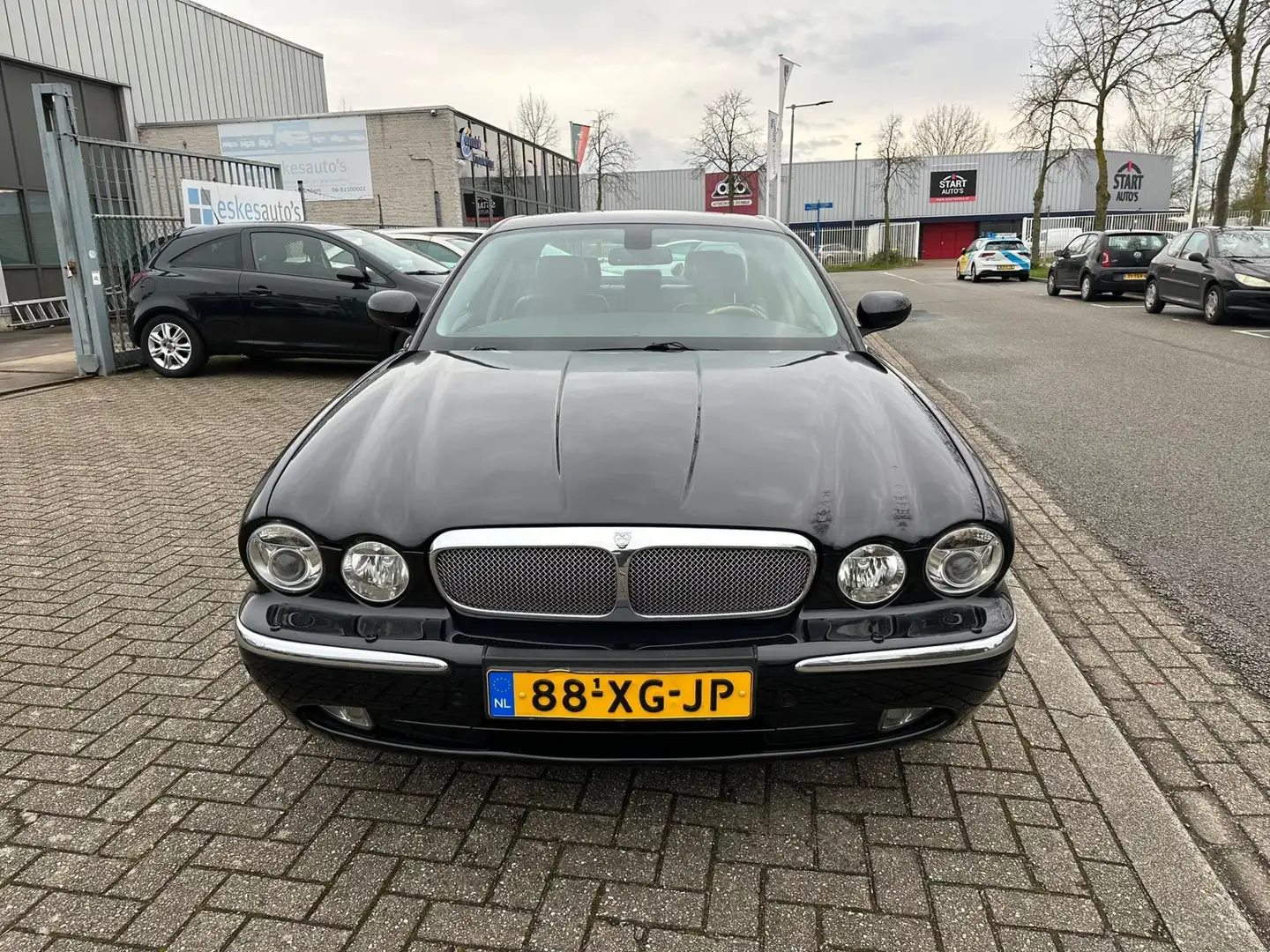 Jaguar XJ 3.5 V8, Navigatie, NAP, APK 10-2025 Black - 2
