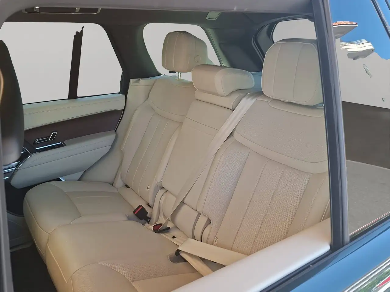 Land Rover Range Rover V 2022 3.0d i6 mhev SV awd 350cv auto, миниатюра 12