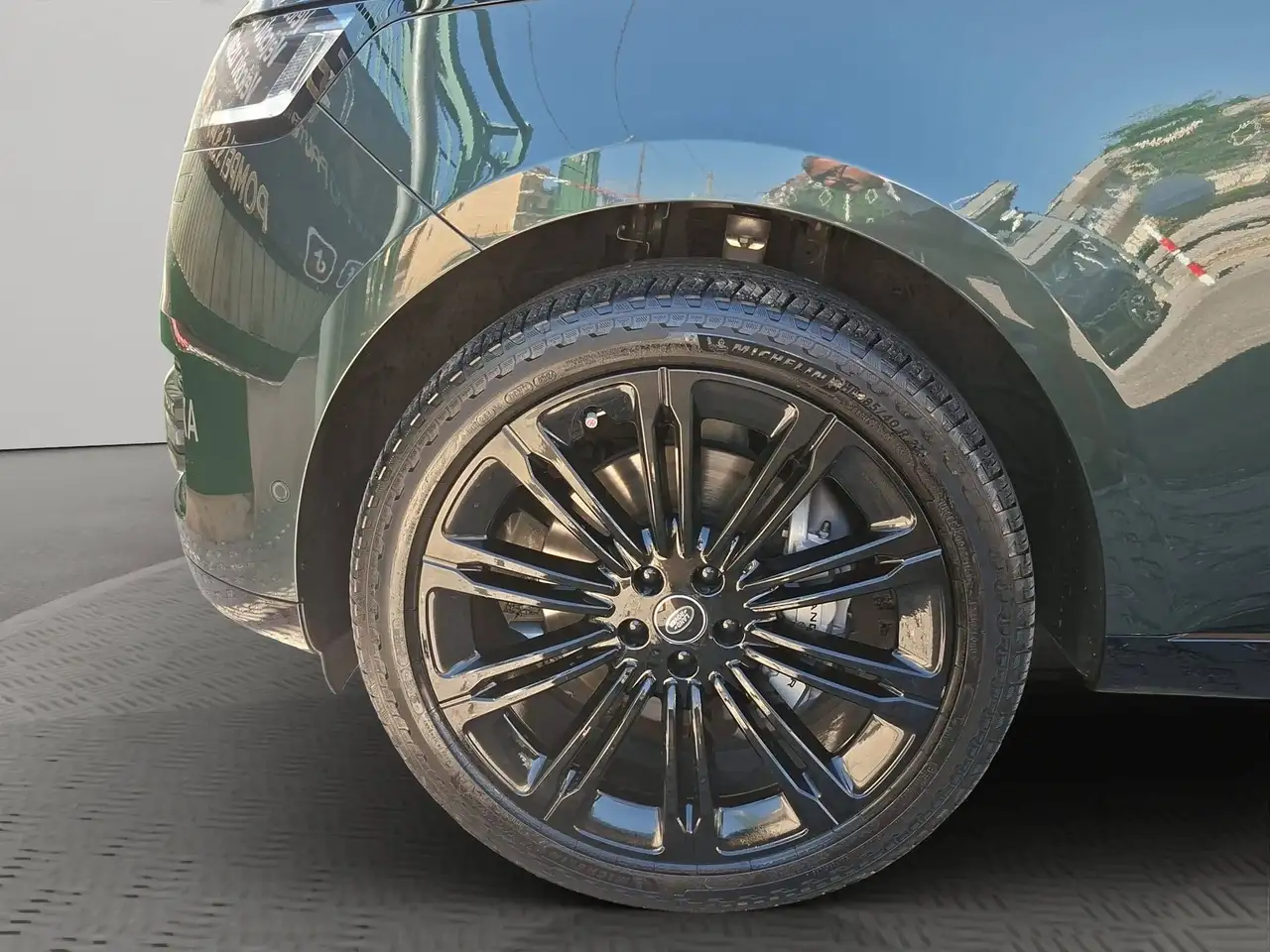 Land Rover Range Rover V 2022 3.0d i6 mhev SV awd 350cv auto, миниатюра 13