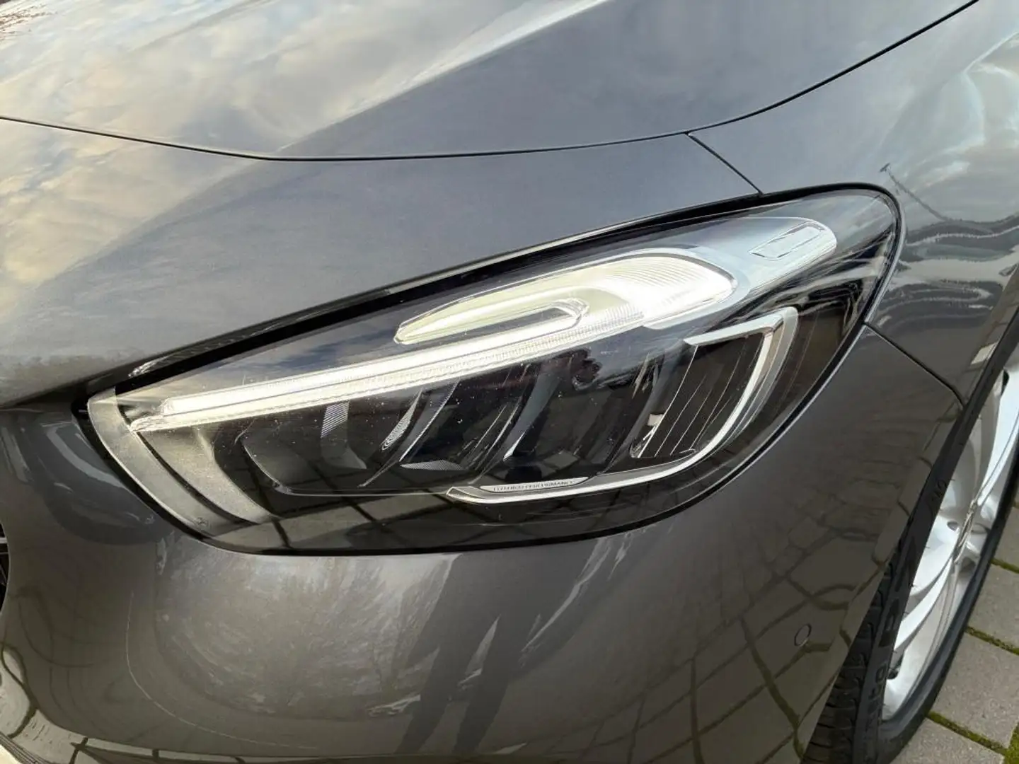 Mercedes-Benz B 200 d Progr. Mbux Kamera Tempomat Sitzh. LED Grigio - 2