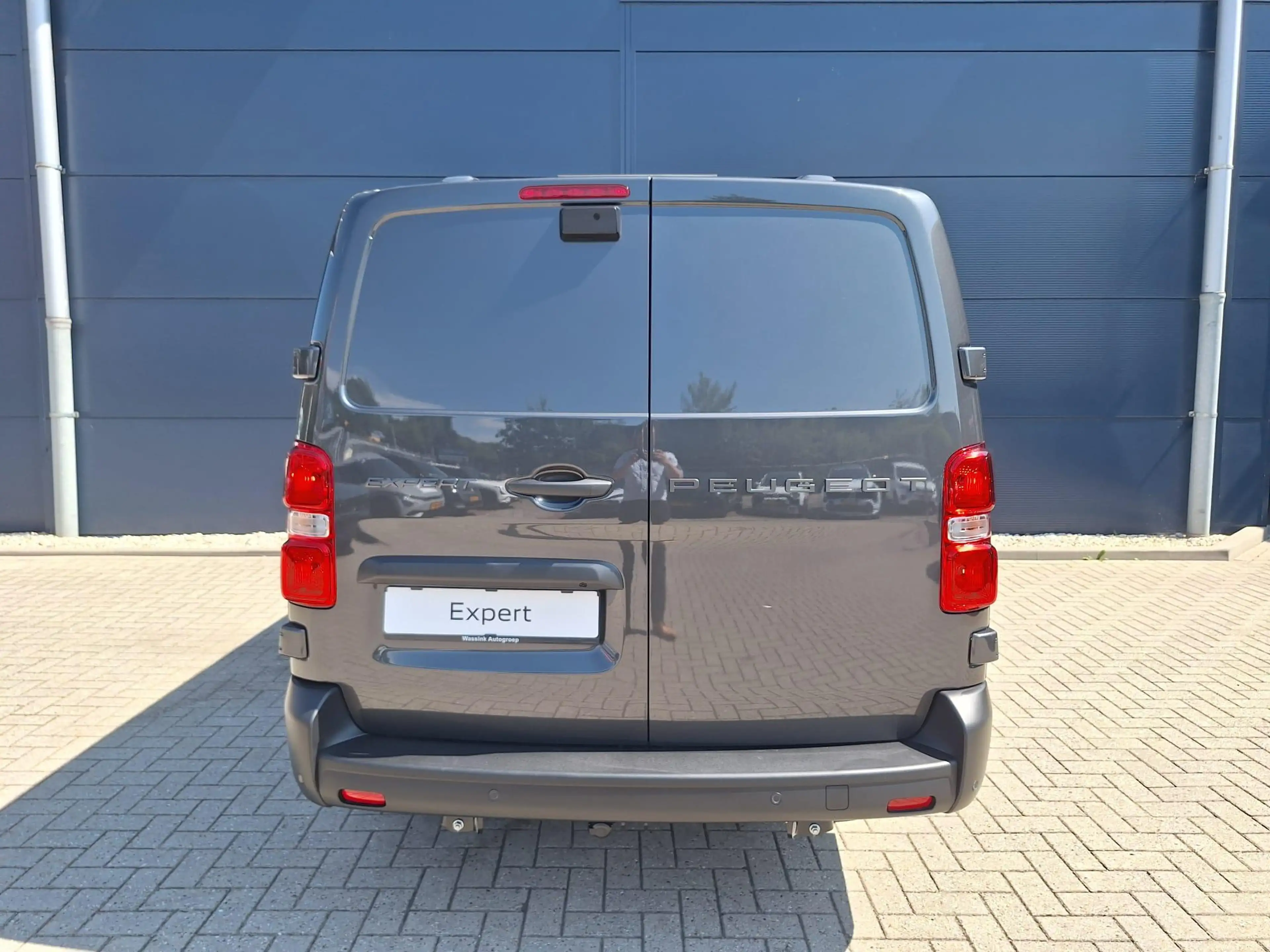 Peugeot Expert 2.2 BlueHDi 180 S&S EAT8 L3 DC | 6 persoons | Trek — photo 8