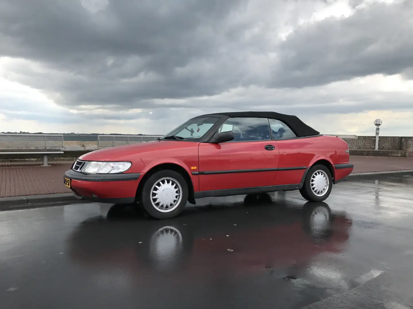 Saab 900 2.3i Cabrio SE - 1