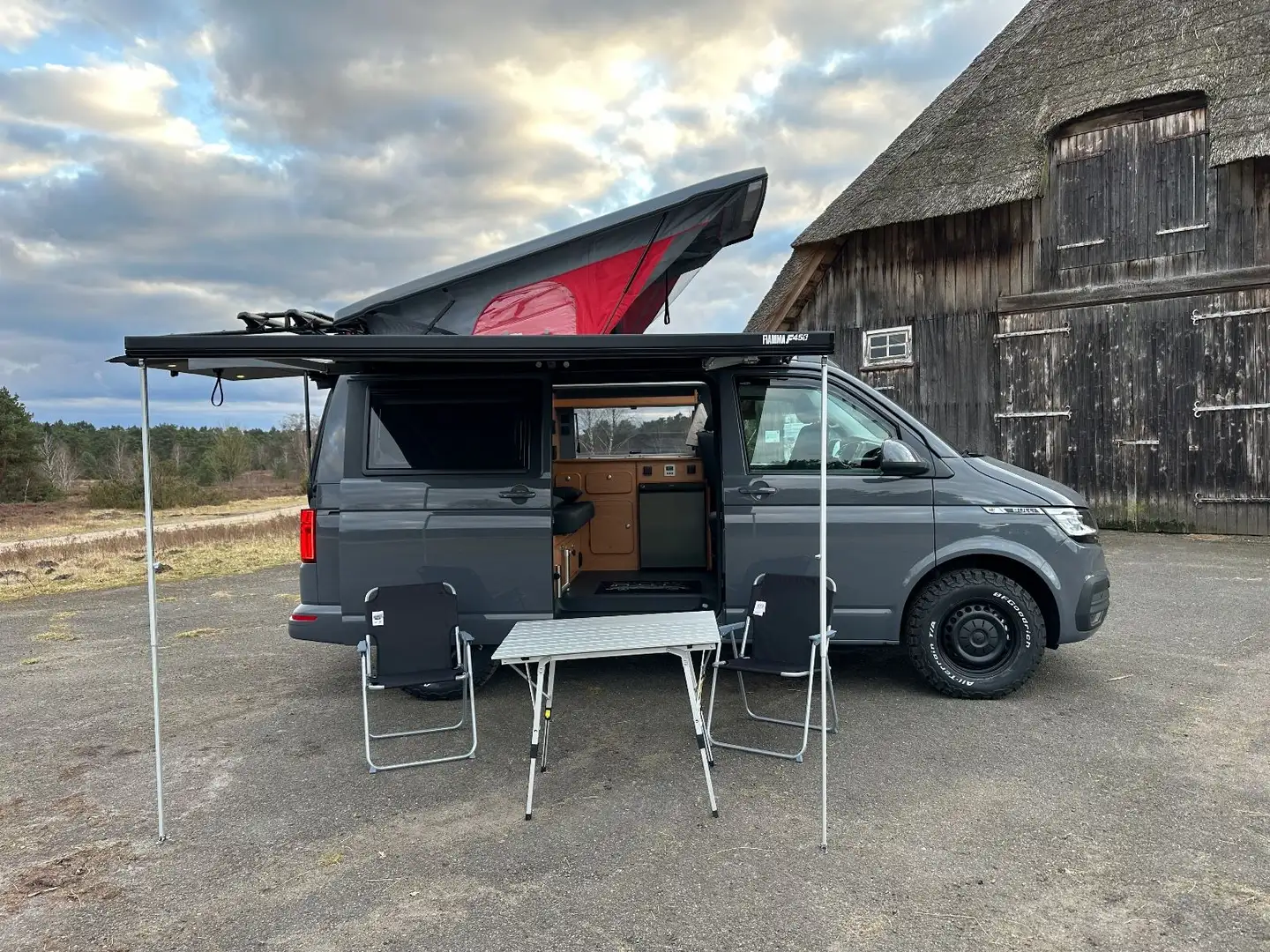 Volkswagen T6.1 Wohnmobil DSG California / Multivan Grau - 1