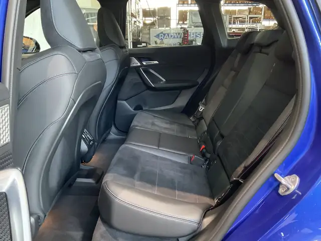 BMW X1 view 9