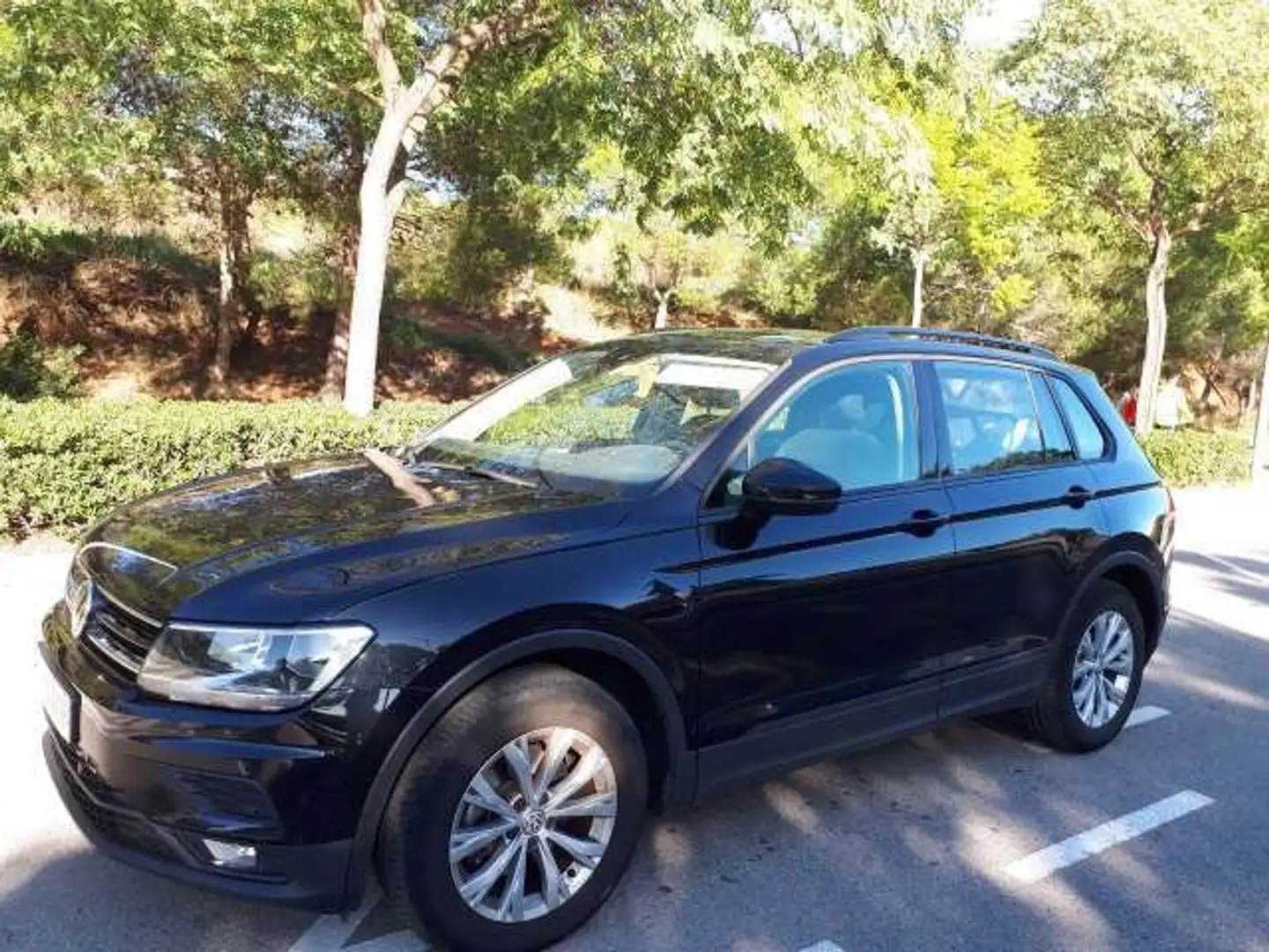 Volkswagen Tiguan 1.4+TSI+Edition+92kW Negro - 2