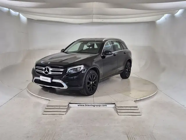Mercedes-Benz 250 main image