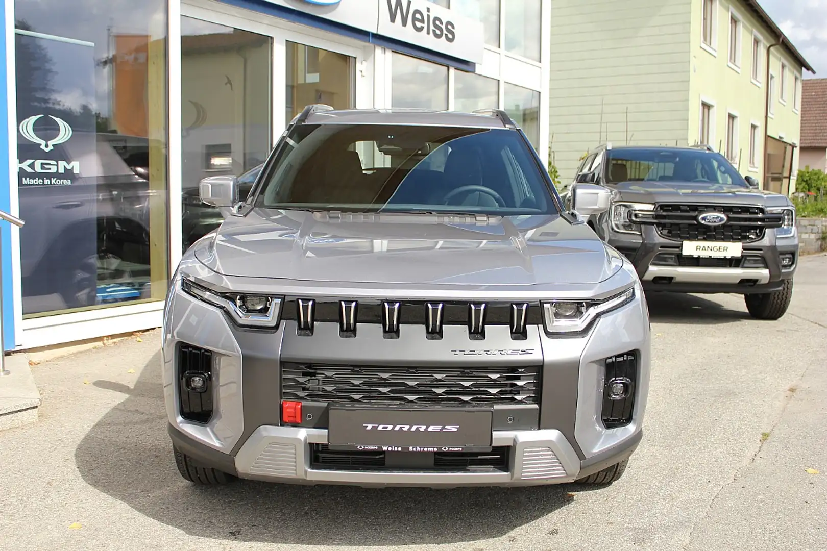 KGM Torres 1,5i GDI HEV Style e-DHT Grau - 2