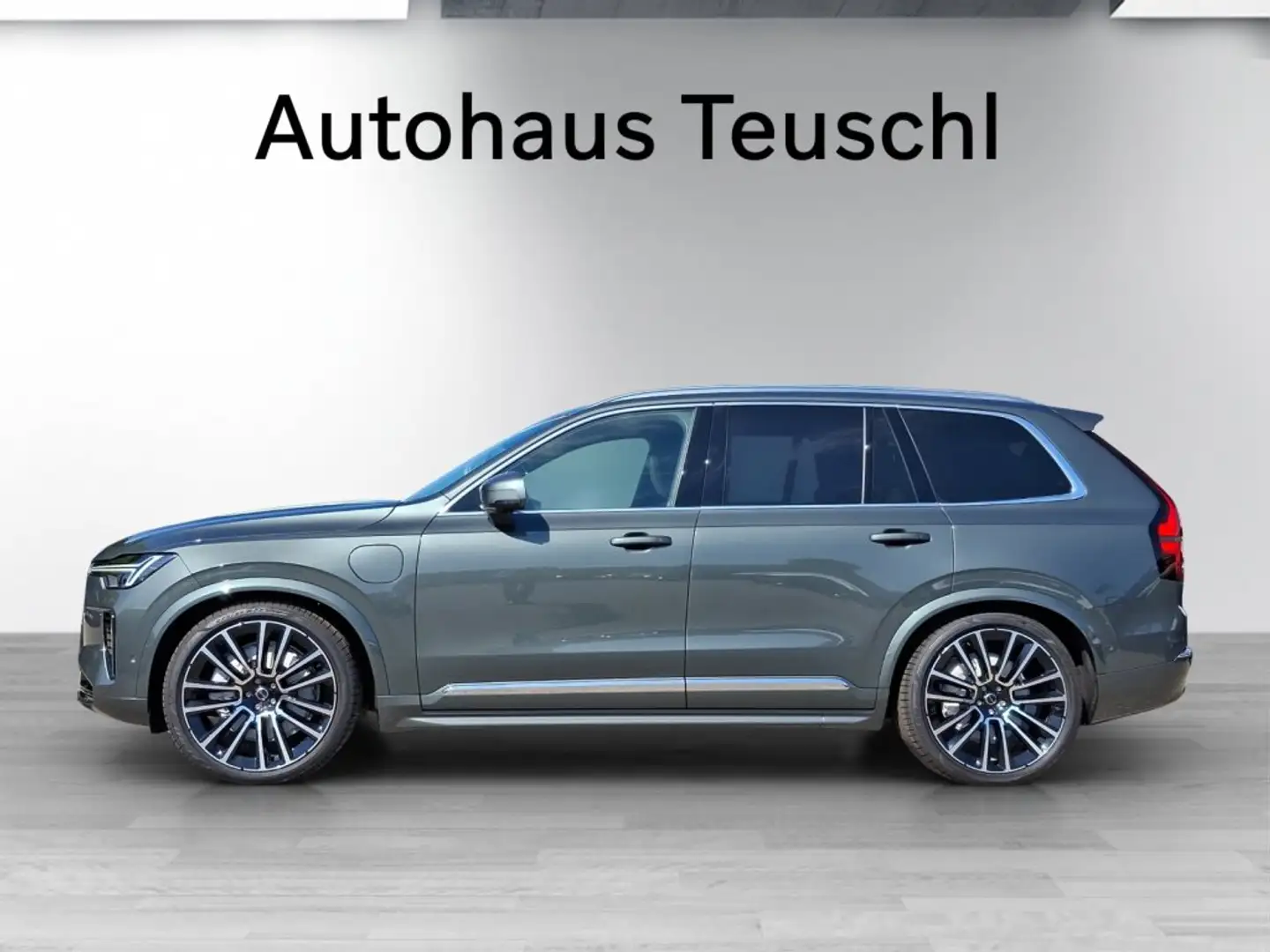 Volvo XC90 Ultra, T8 AWD Plug-in Hybrid, Elektrisch/Benzin, Bright, 7 S Grün - 2