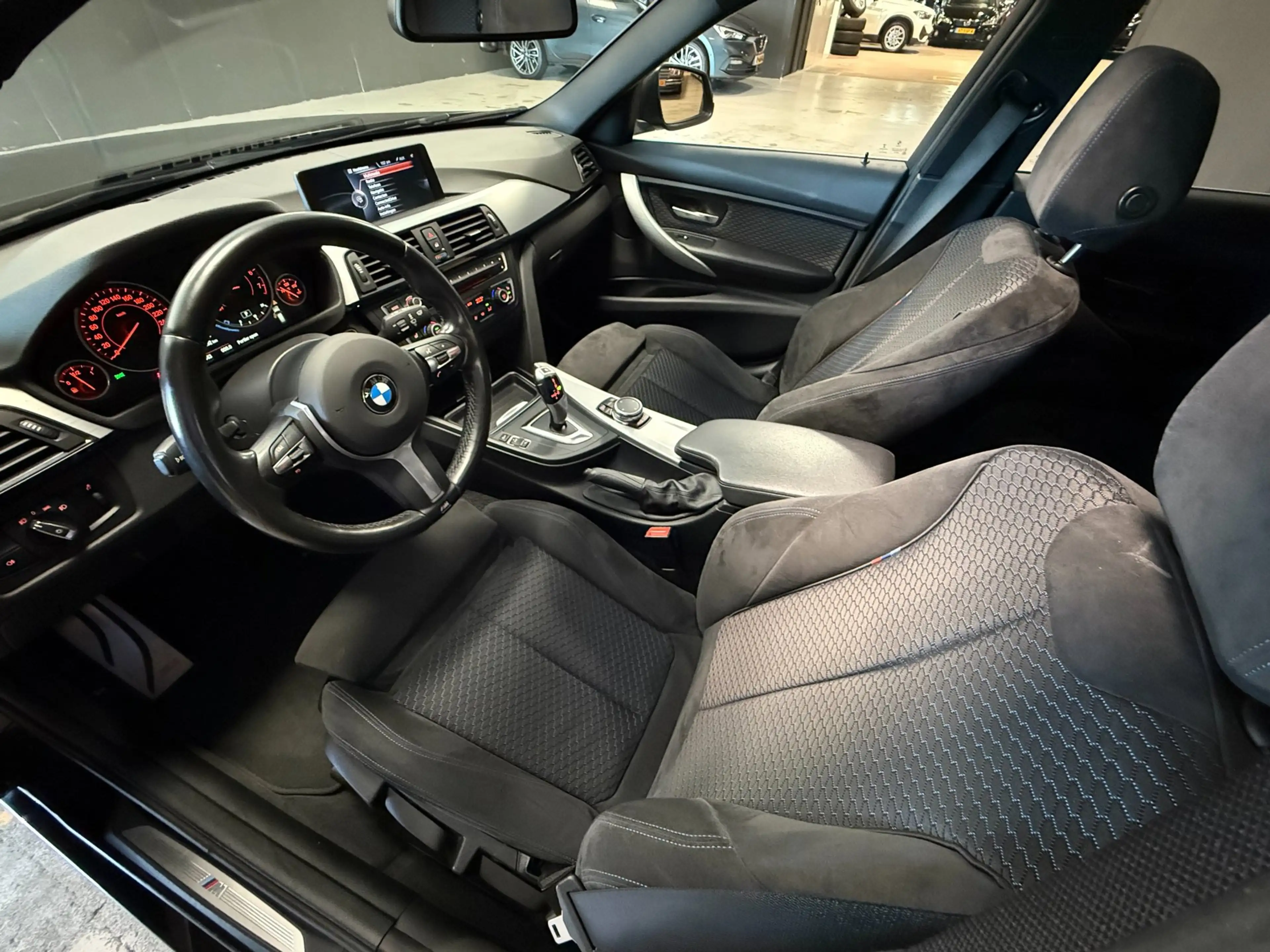 BMW 316 3-serie Touring 316i Executive M-Pakket|PANO|STOEL — photo 27