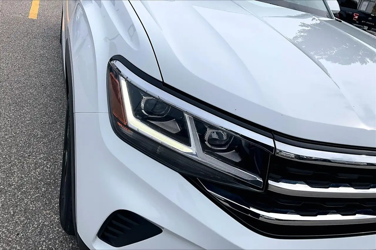 Volkswagen Atlas photo Volkswagen Atlas