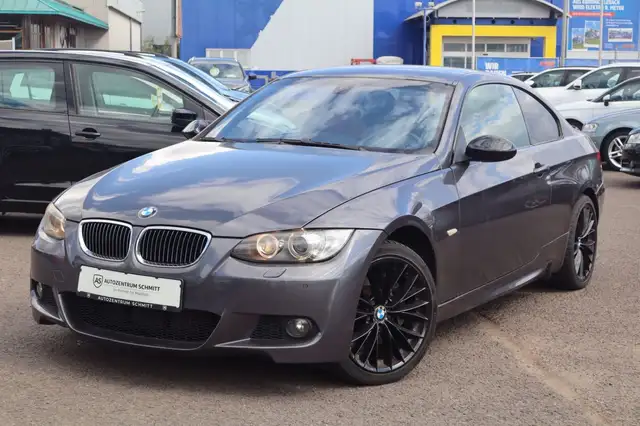 BMW 335 3 Coupe 335i xDrive M - Paket/TÜV-11/2026