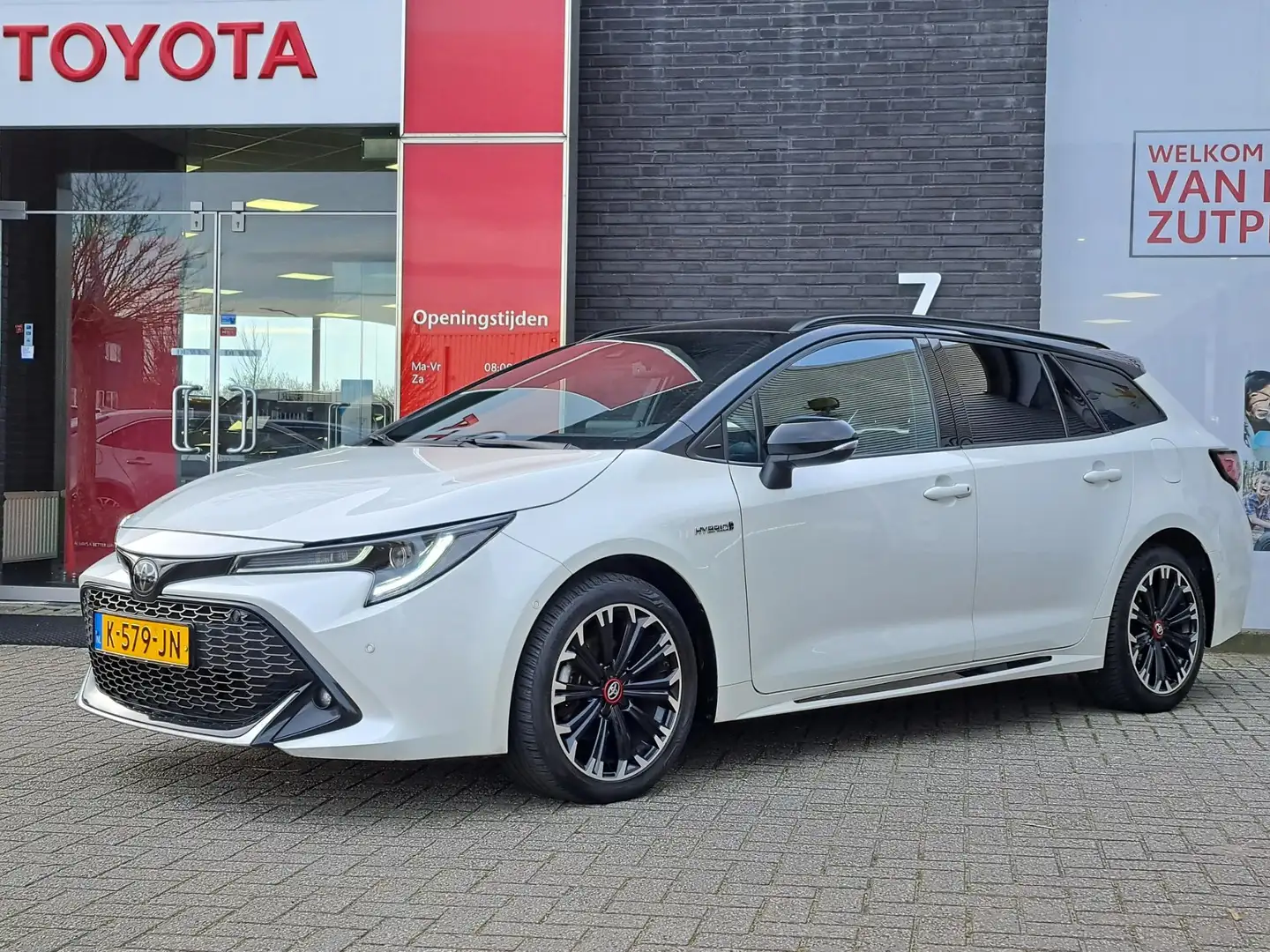 Toyota Corolla Touring Sports 1.8 HYBRID GR-SPORT NAVI HALF-LEDER Blanc - 1