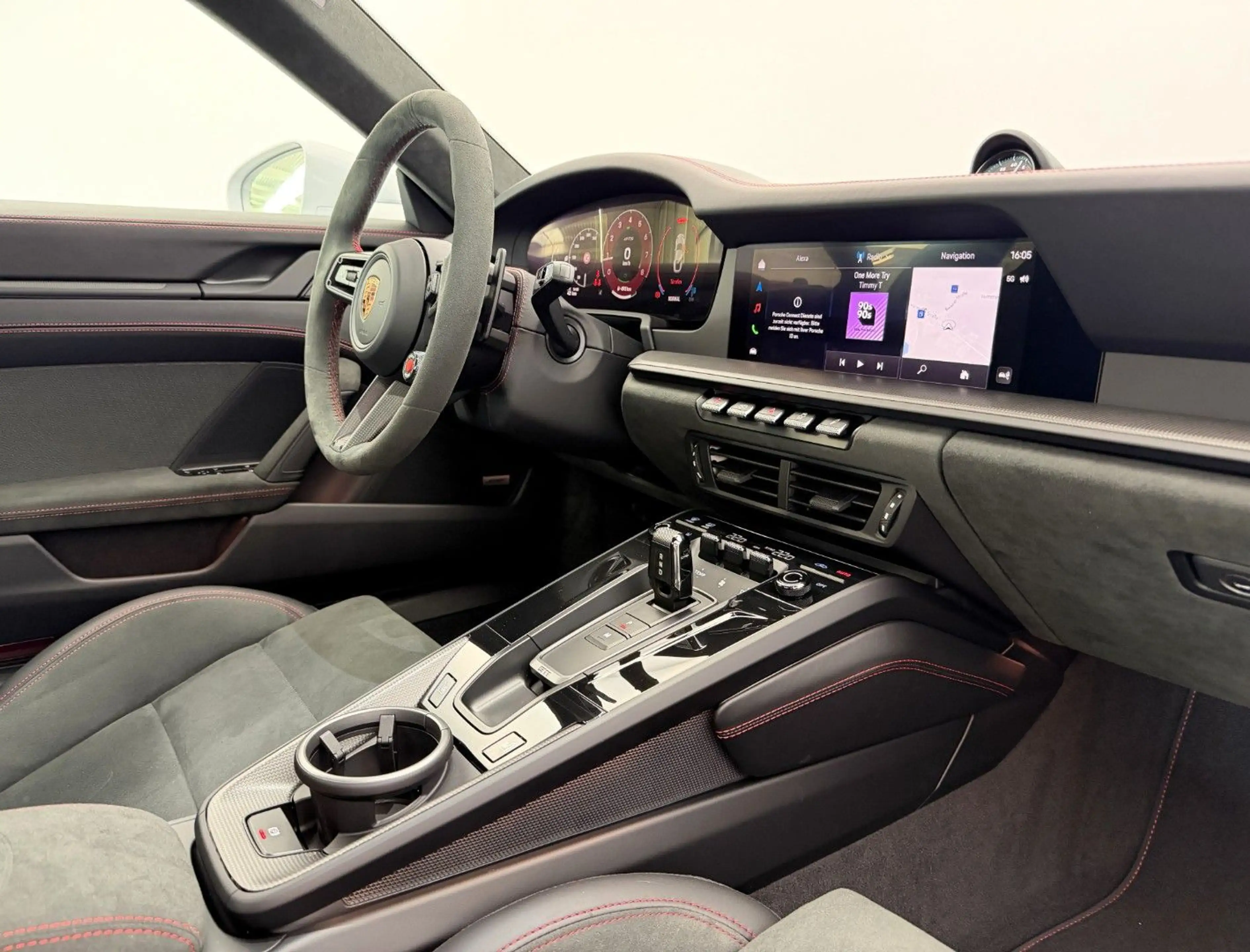 Porsche 992 911 Carrera GTS Coupe °Liftsystem°Bose° — photo 12