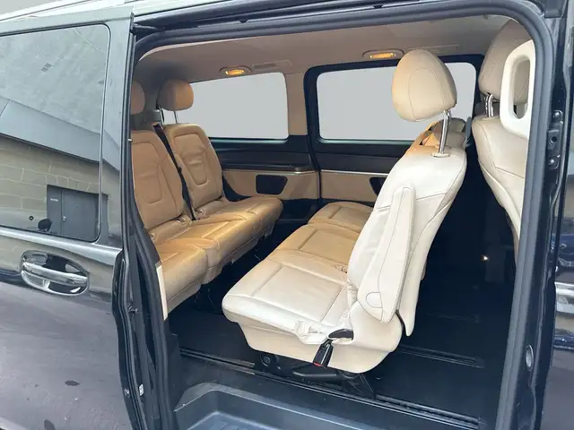 Mercedes-Benz 250 view 11