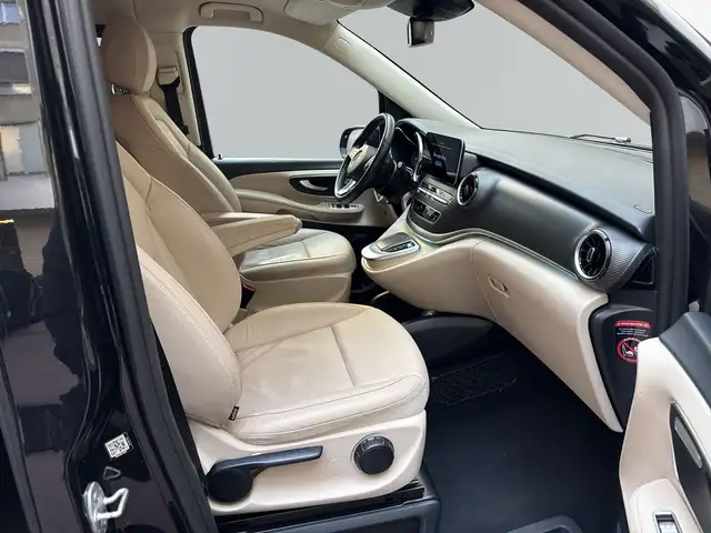 Mercedes-Benz 250 view 10