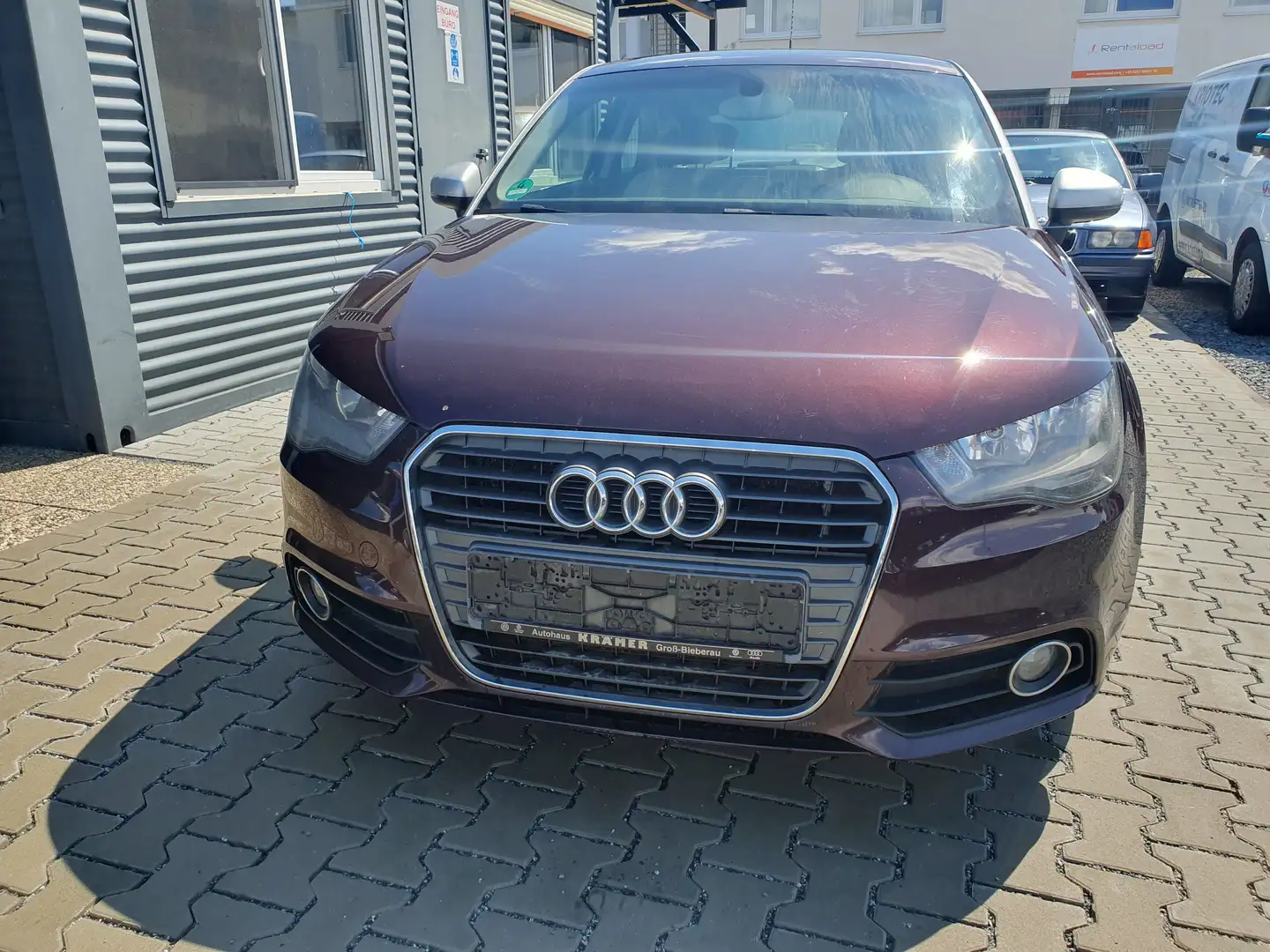 Audi A1 attraction Rouge - 1
