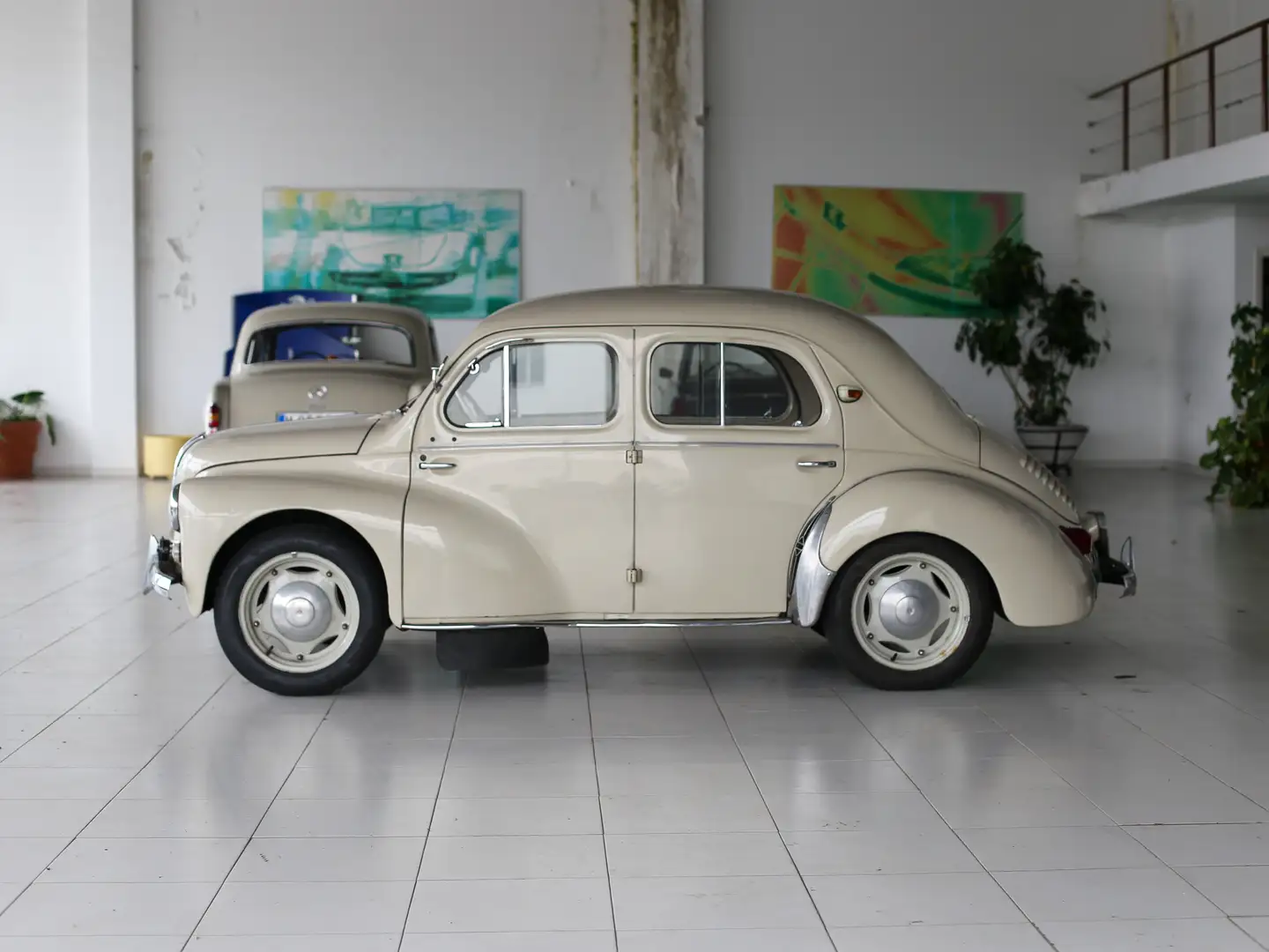 Renault 4CV 4/4 Gris - 2