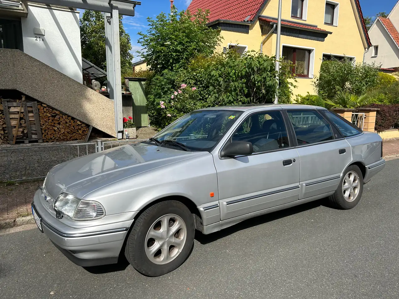 Ford Scorpio