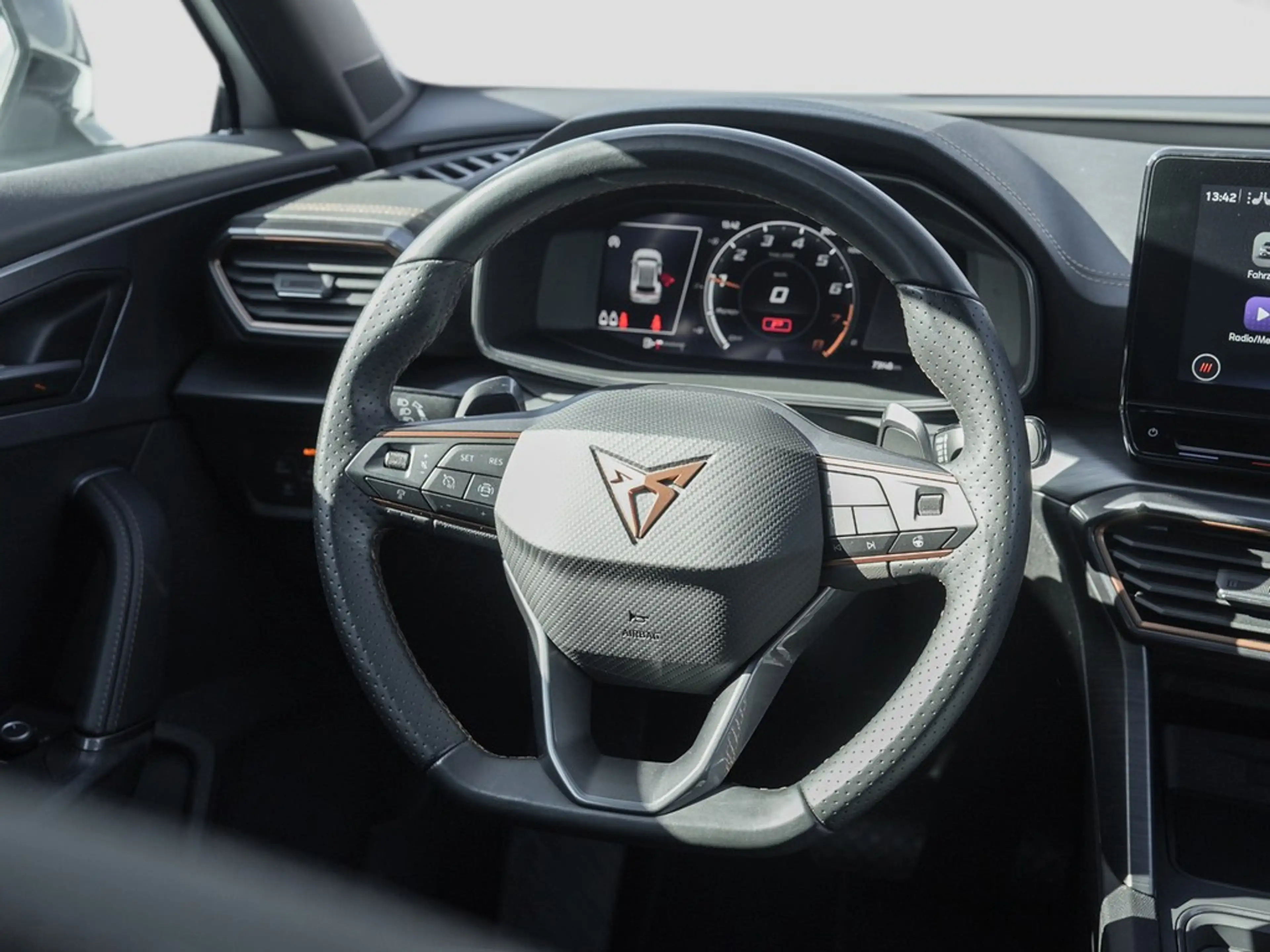 CUPRA Formentor 1.5 TSI DSG AHK/RFK/Full-Link — photo 11