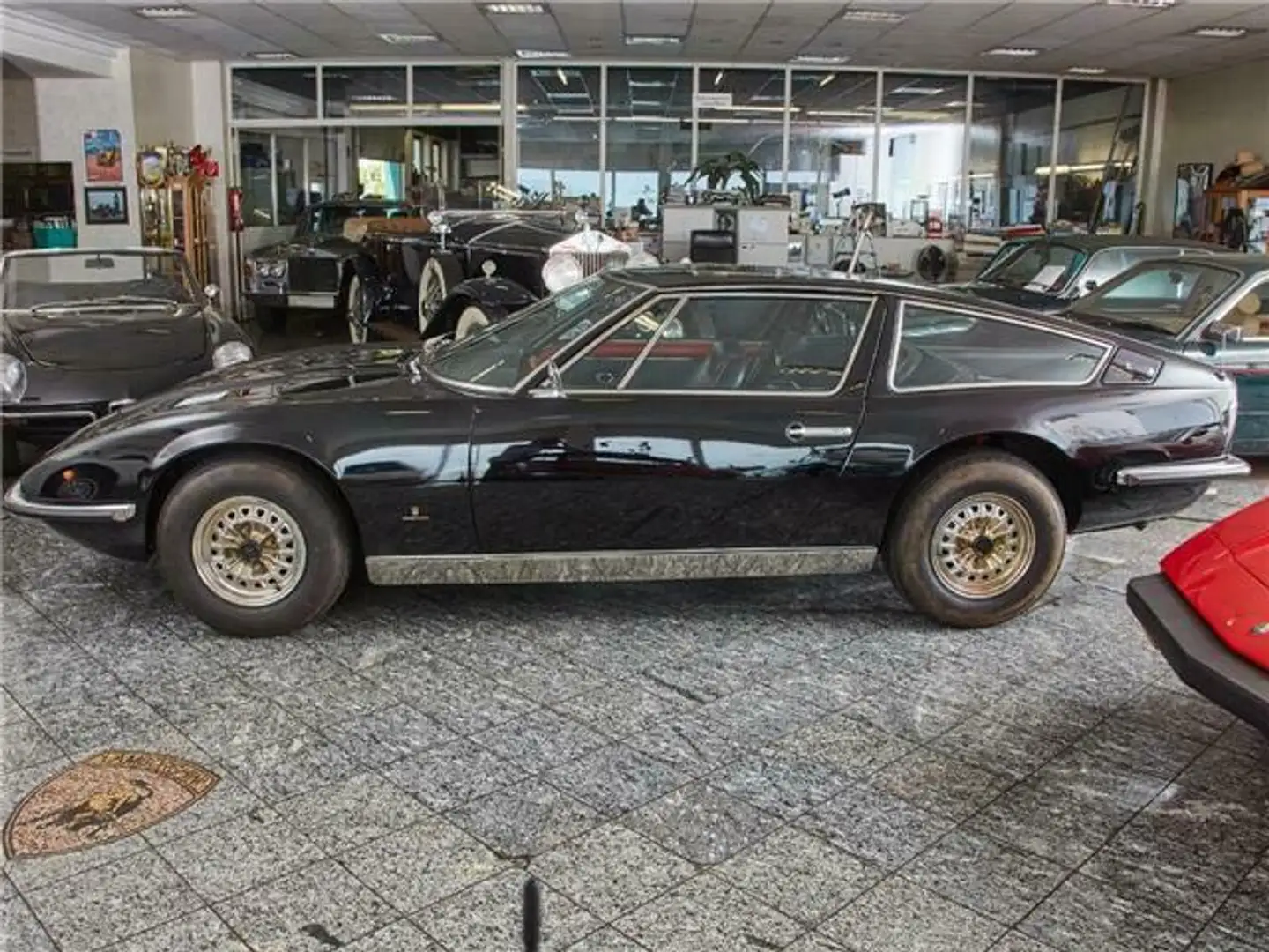 Maserati Indy 4,7 Schwarz - 2