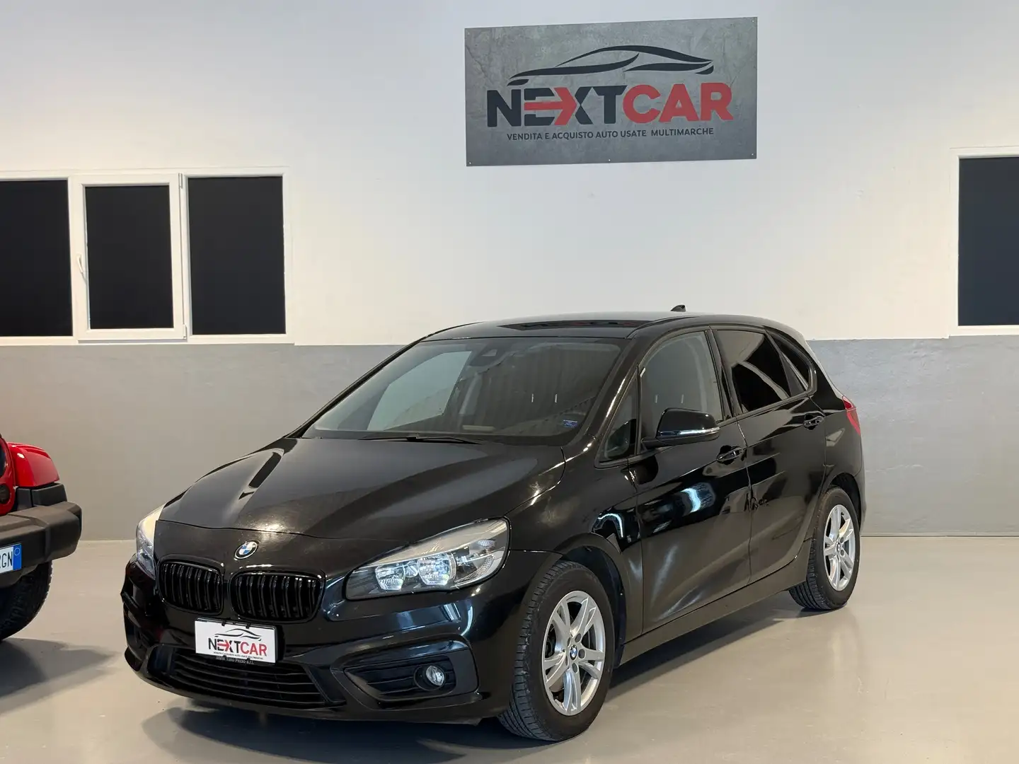 BMW 216 Active Tourer 80.000KM! Schwarz - 1