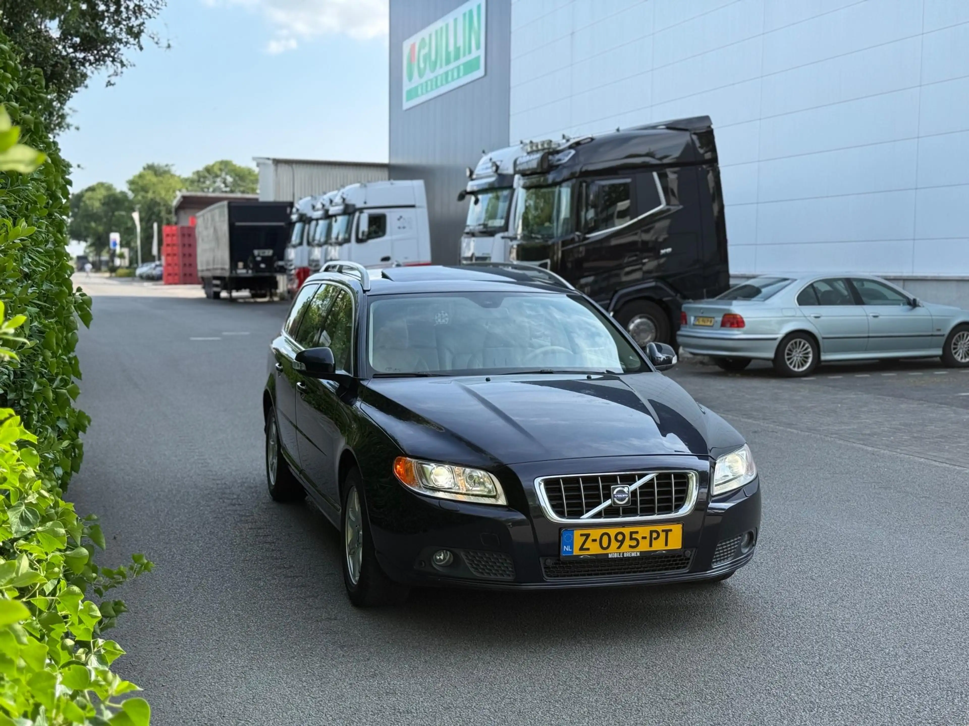 Volvo V70 2.5T AUTOMAAT XENON/LEDER/NAVIGATIE! NIEUWSTAAT! — photo 3