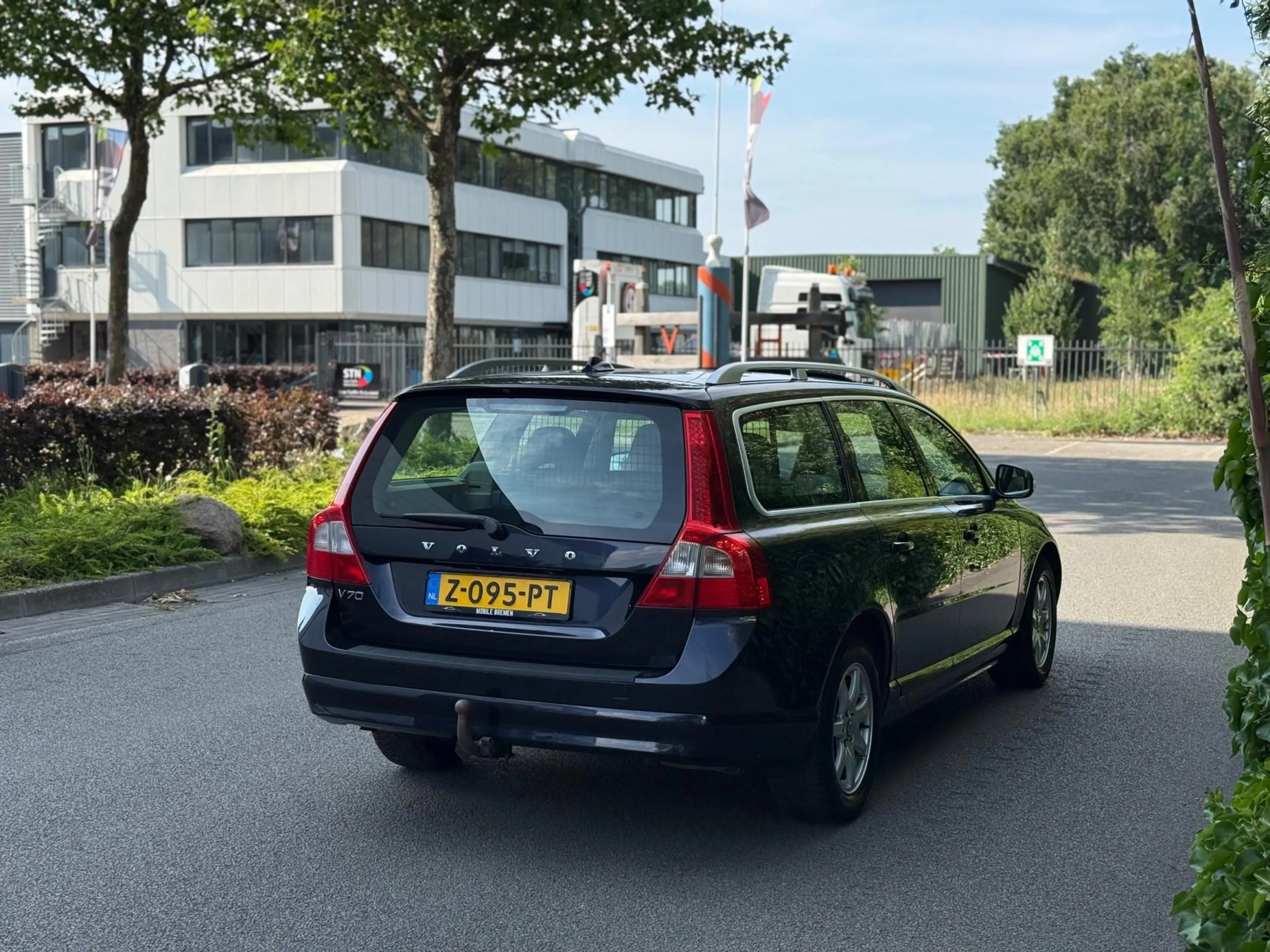Volvo V70 2.5T AUTOMAAT XENON/LEDER/NAVIGATIE! NIEUWSTAAT! — photo 4