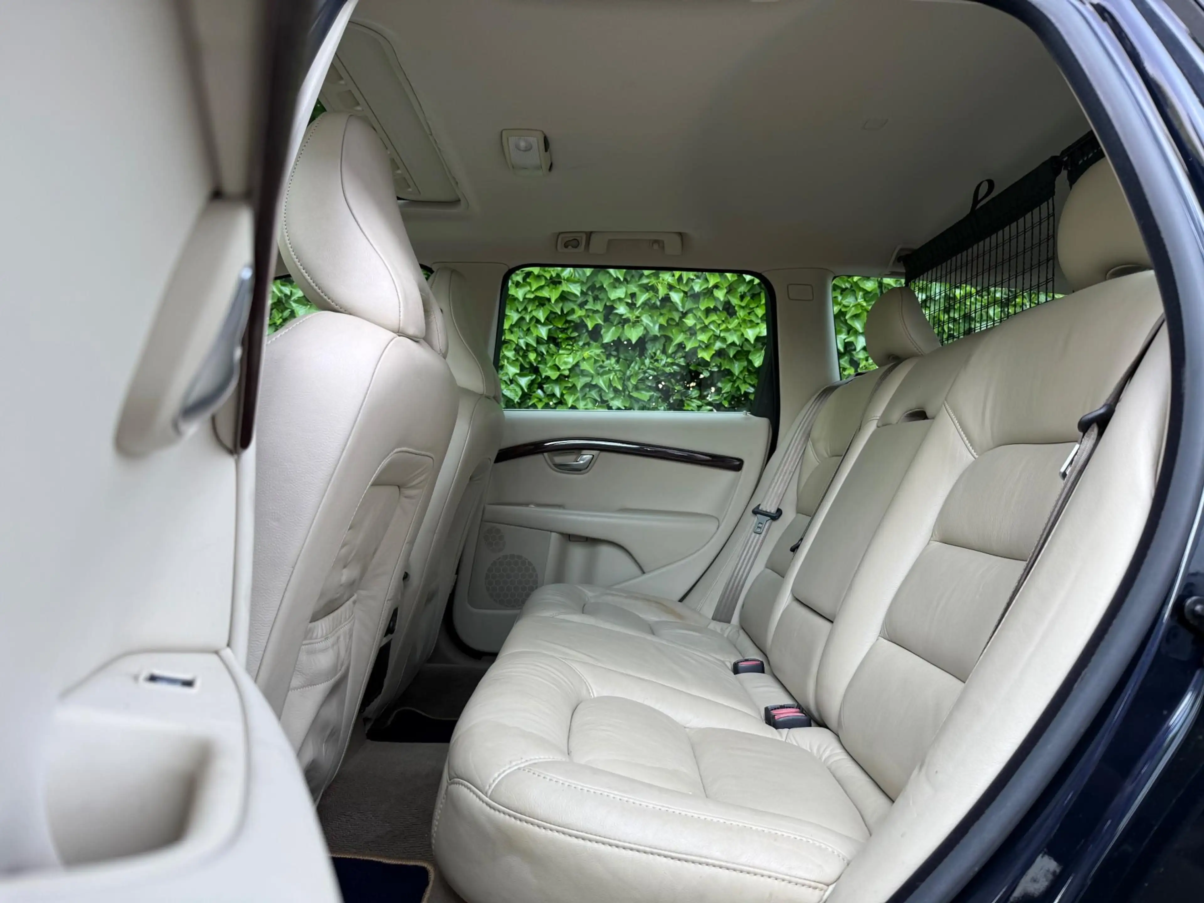 Volvo V70 2.5T AUTOMAAT XENON/LEDER/NAVIGATIE! NIEUWSTAAT! — photo 8