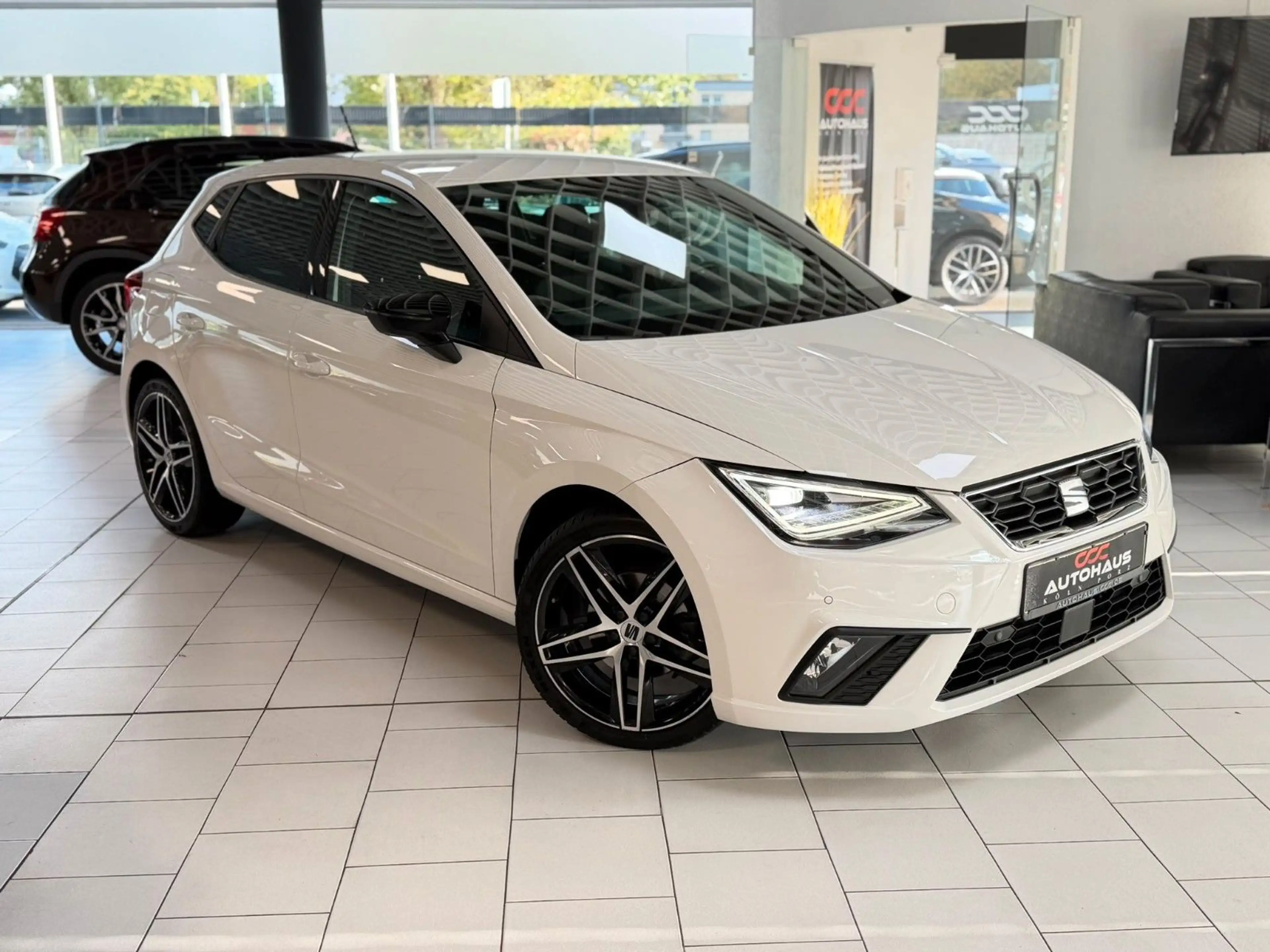 SEAT Ibiza FR|DSG|LED|PDC|SPURASS. — photo 2