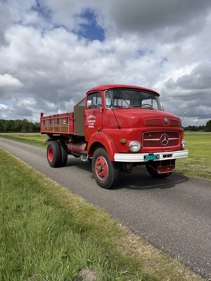 Mercedes-Benz 322 Kipper 4x4, foto 1