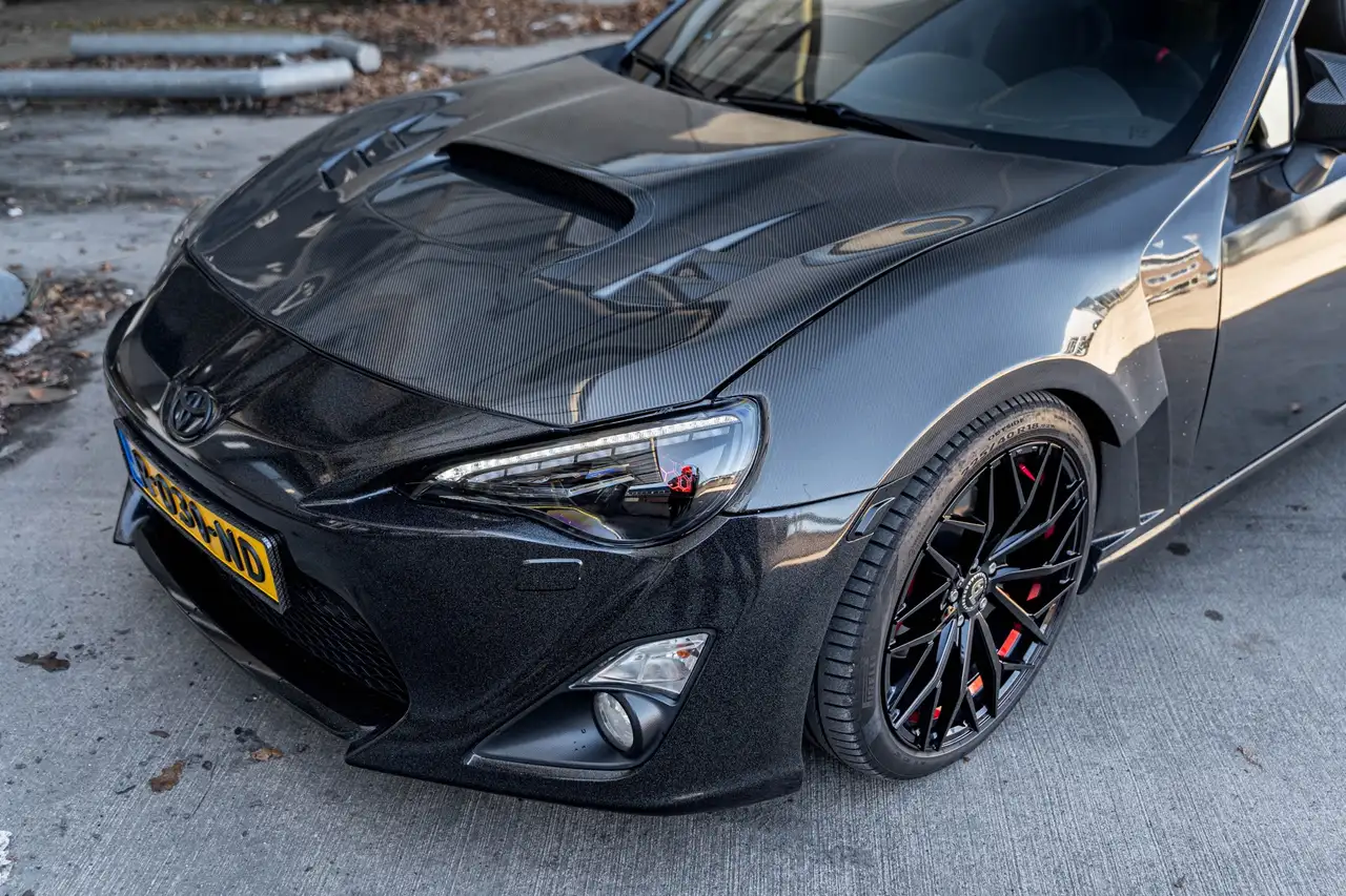 TOYOTA GT86 2.0 D-4S 250CH - FULL CARBON - MOTEUR REVISE - COVERING