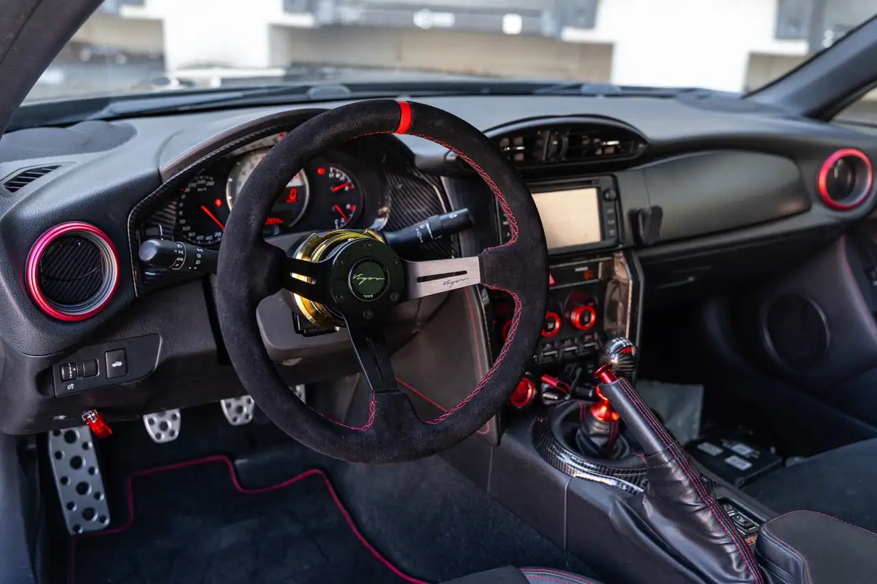 TOYOTA GT86 2.0 D-4S 250CH - FULL CARBON - MOTEUR REVISE - COVERING