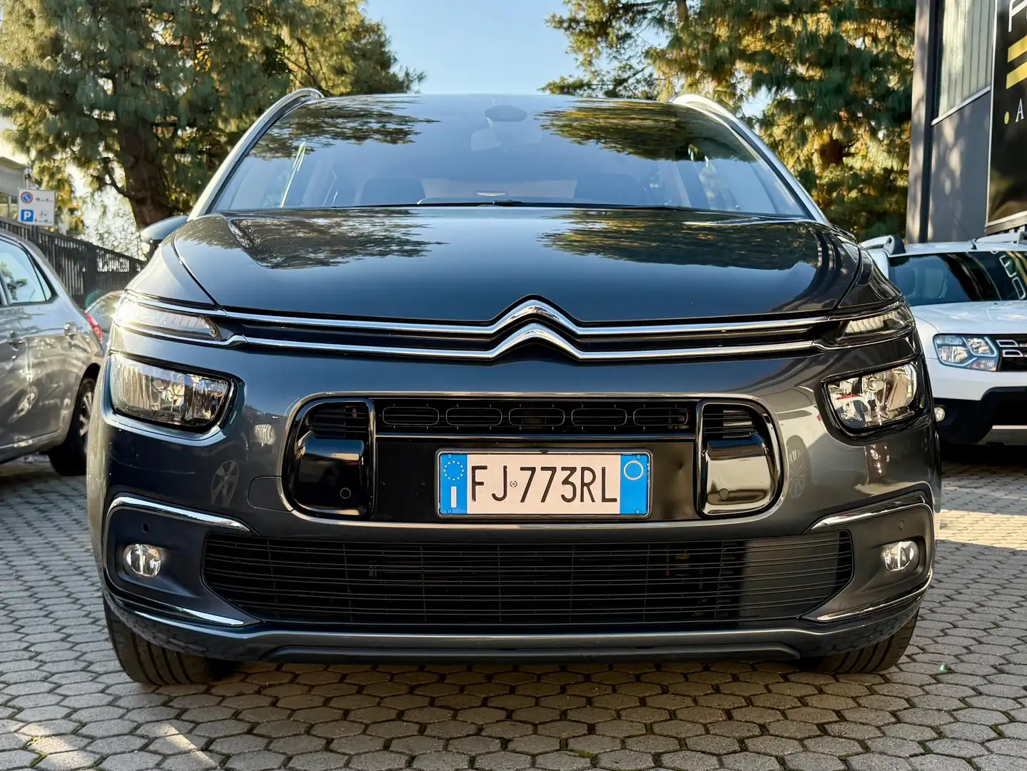 Citroen Grand C4 Picasso C4 Grand Picasso II 2017 1.6 bluehdi Shine 7 POSTI Grau - 1