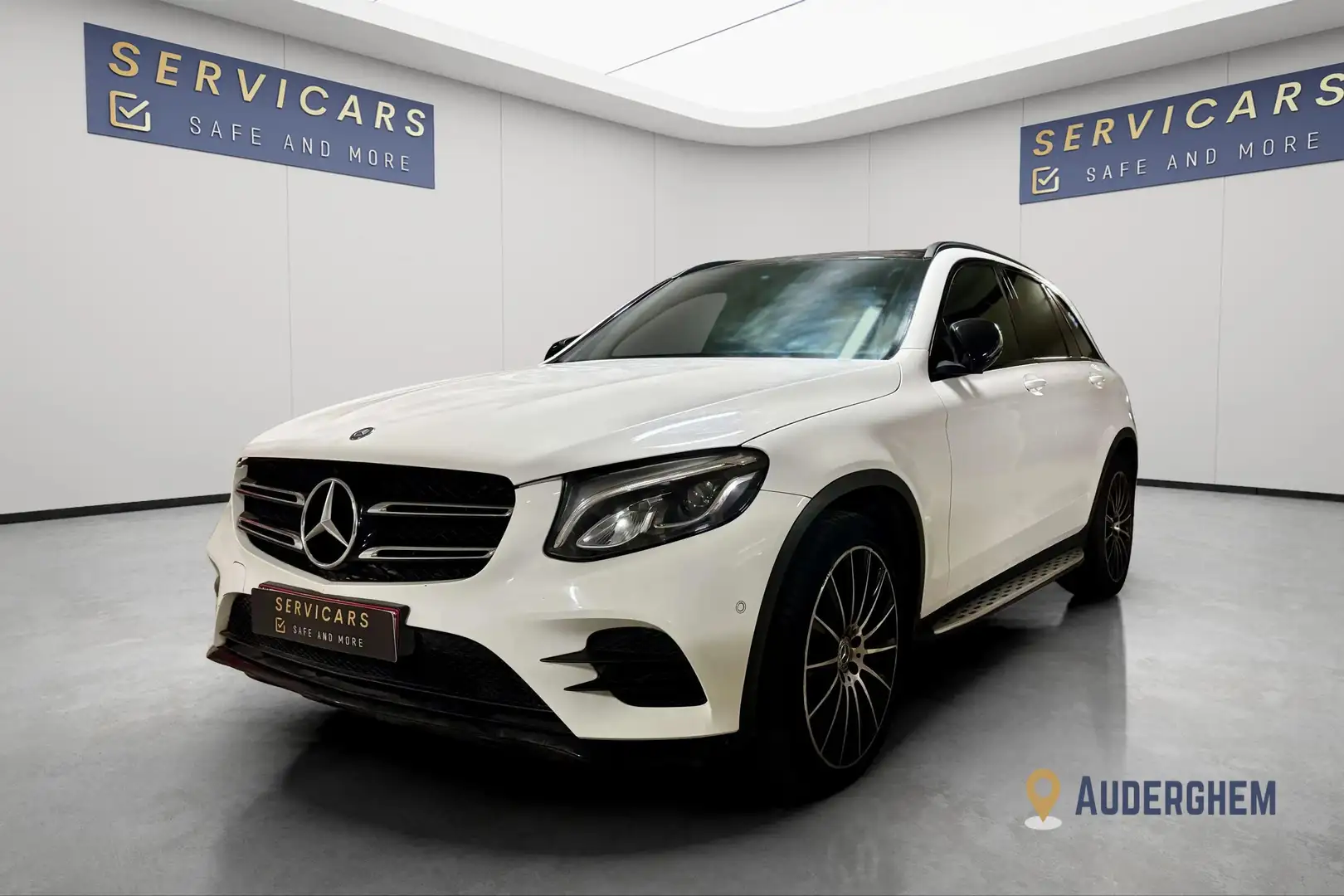 Mercedes-Benz GLC 220 d 4-Matic/PACK AMG/PANO/GAR12MOIS Blanc - 1