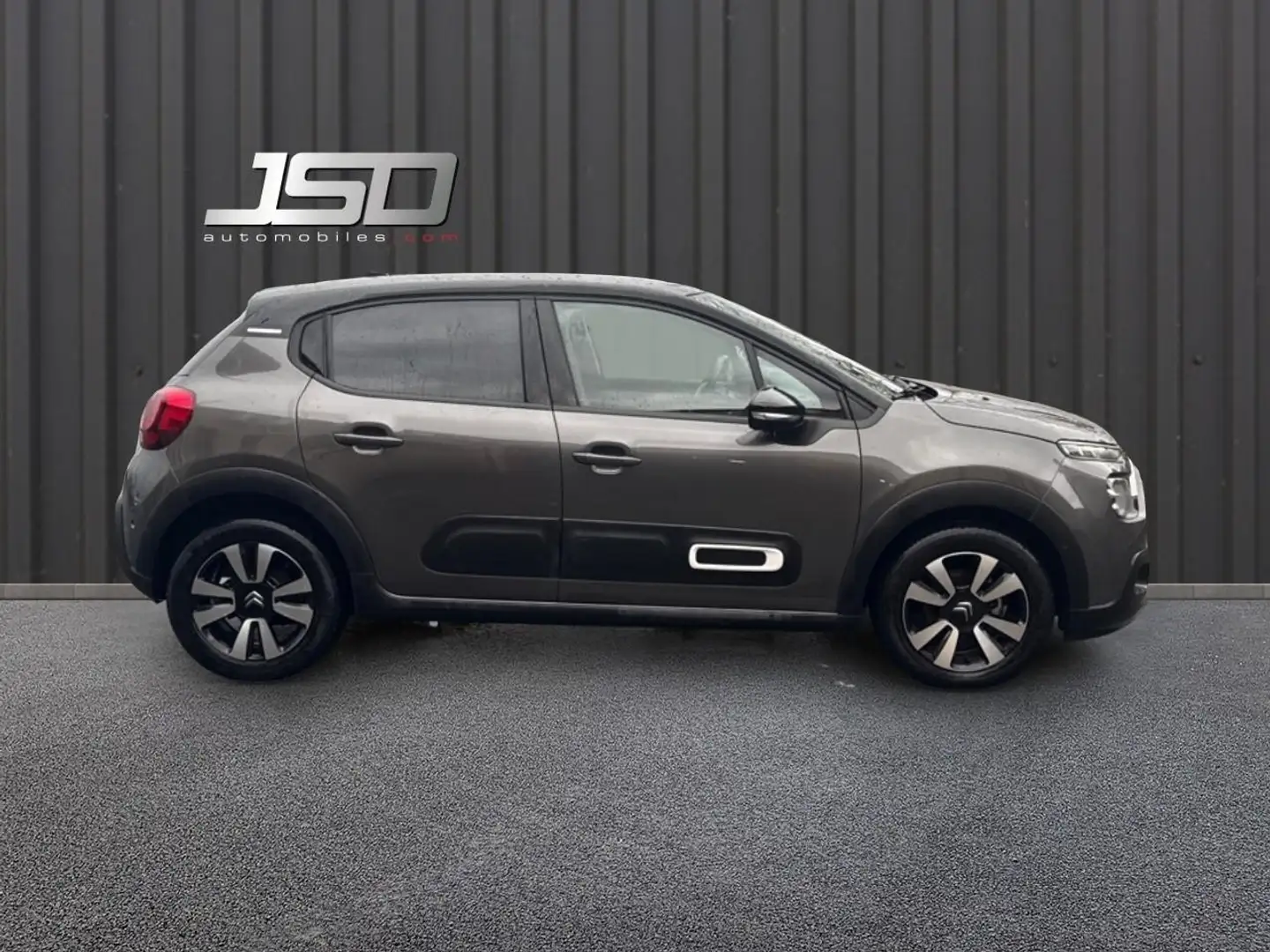 Citroen C3 PureTech 110 S\u0026S BVM6 Shine Gris - 2
