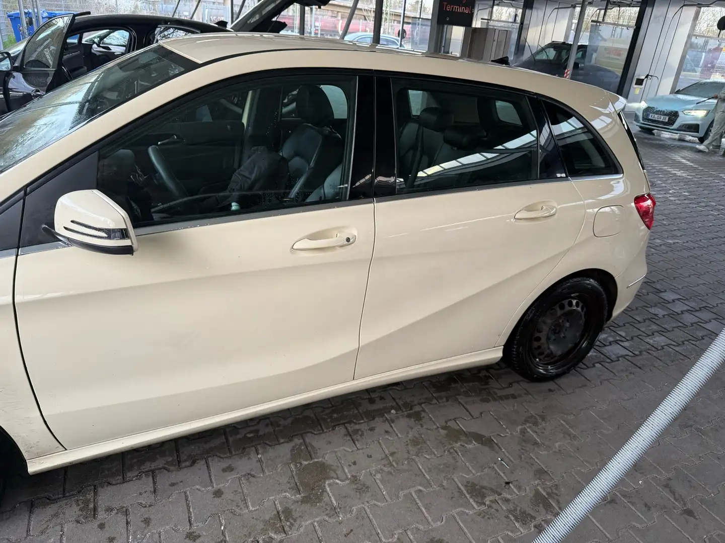 Mercedes-Benz B 180 (CDI) d 7G-DCT - 2