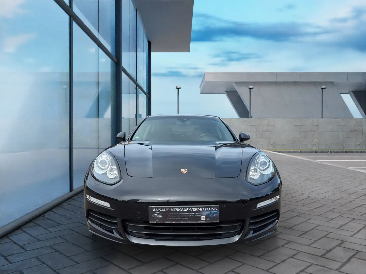 Porsche Panamera 3.0 Diesel, 300PS Schwarz - 2