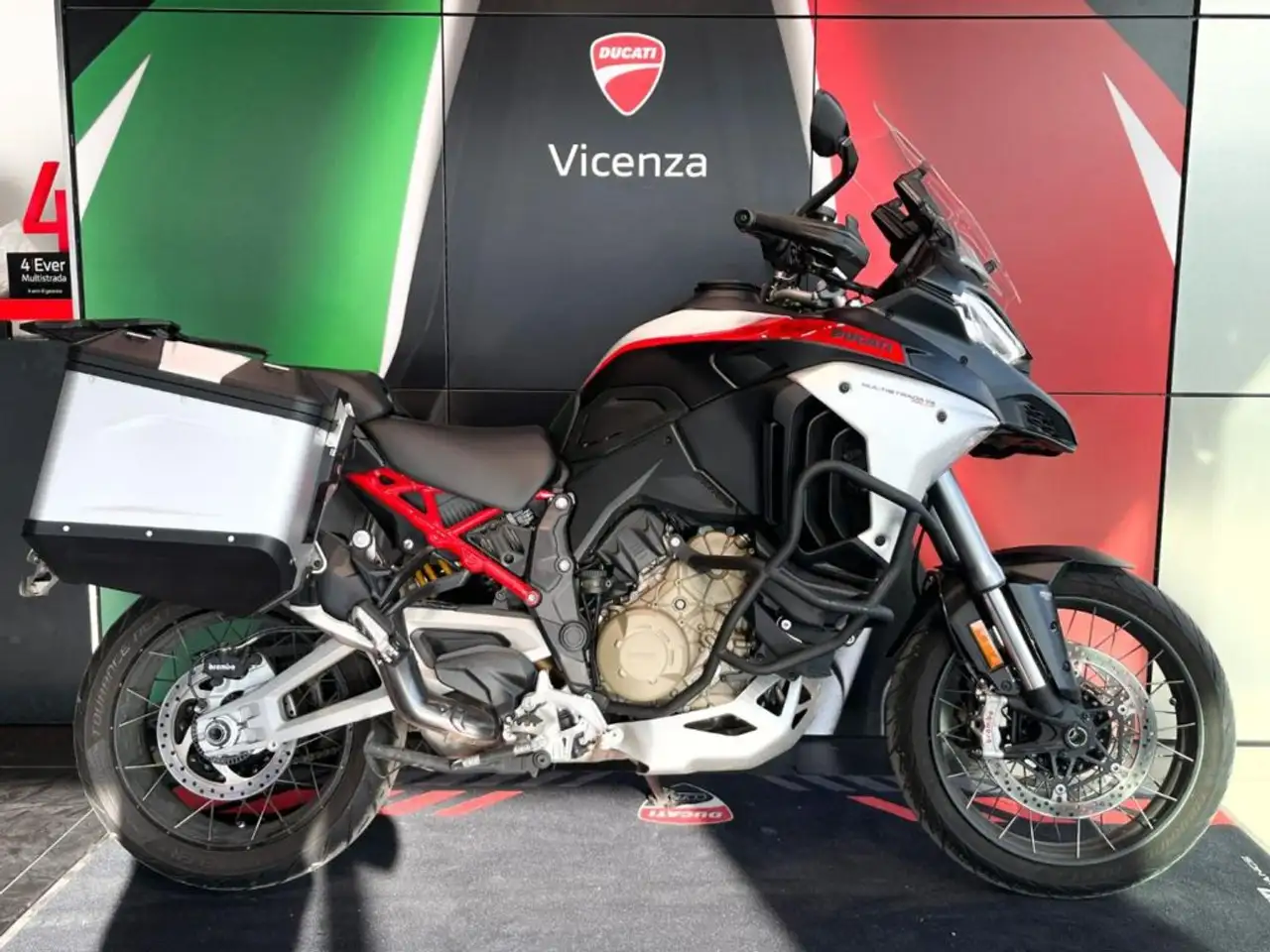 Ducati Multistrada V4 S
