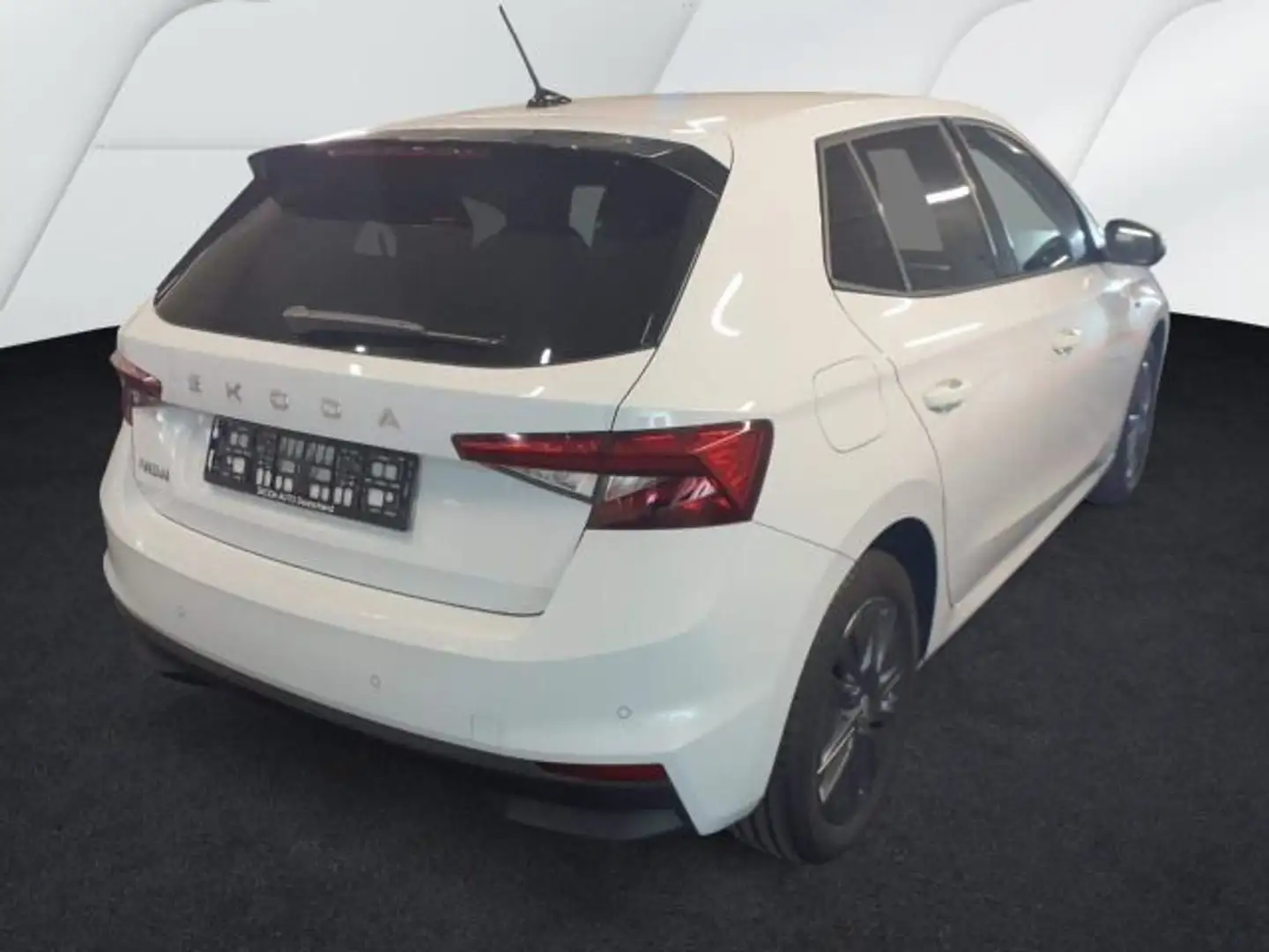 Skoda Fabia 1.0 TSI DSG TOUR KLIMA PDC LED SHZG Weiß - 2